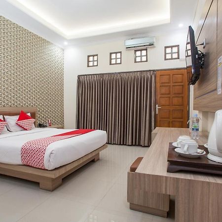 Bromo View Hotel Probolinggo Exterior photo