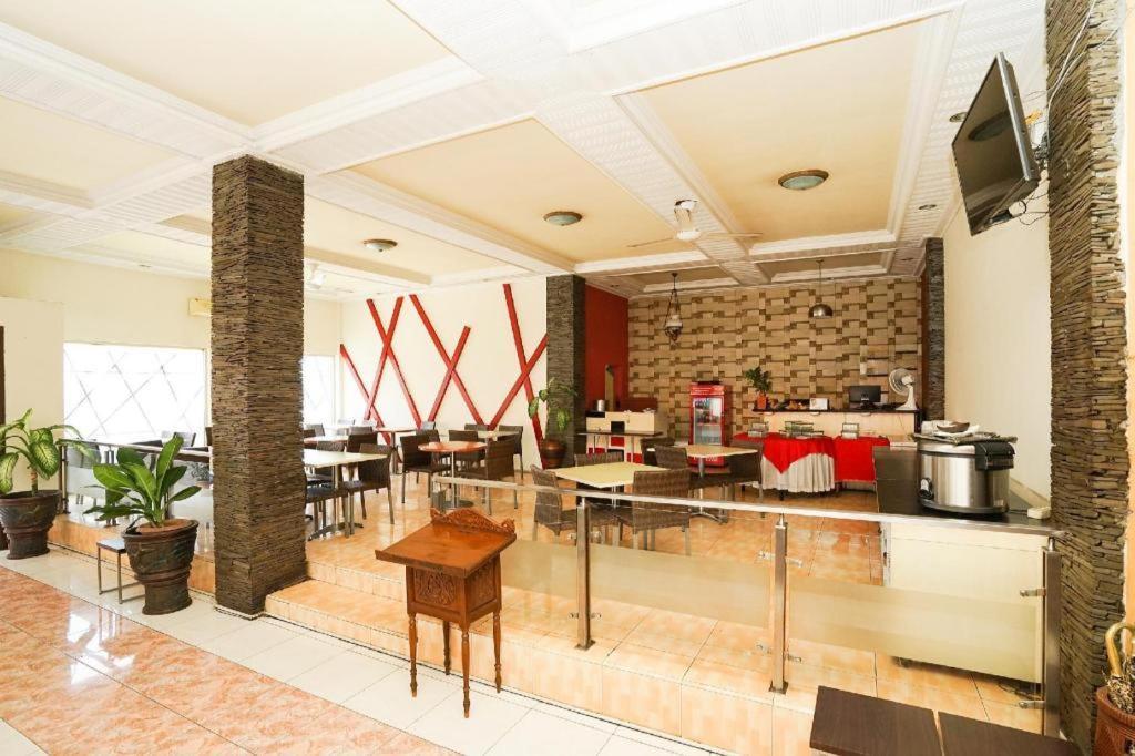 Bromo View Hotel Probolinggo Exterior photo