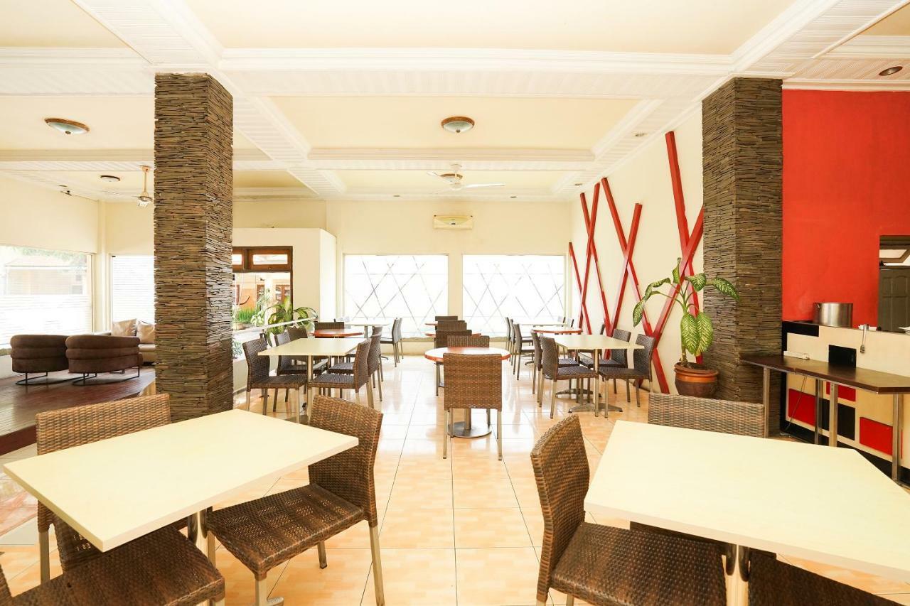 Bromo View Hotel Probolinggo Exterior photo