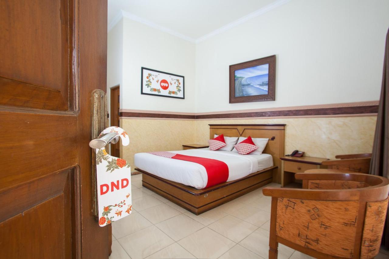 Bromo View Hotel Probolinggo Exterior photo