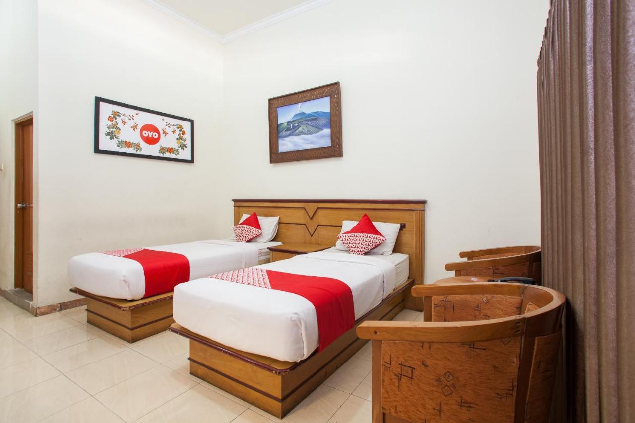 Bromo View Hotel Probolinggo Exterior photo