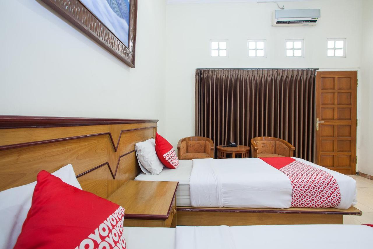 Bromo View Hotel Probolinggo Exterior photo