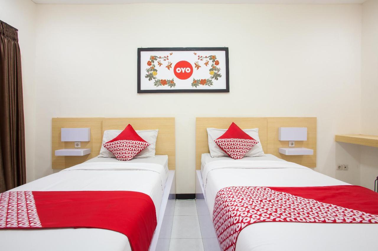 Bromo View Hotel Probolinggo Exterior photo