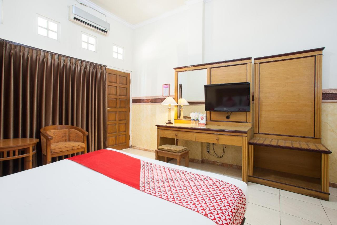 Bromo View Hotel Probolinggo Exterior photo