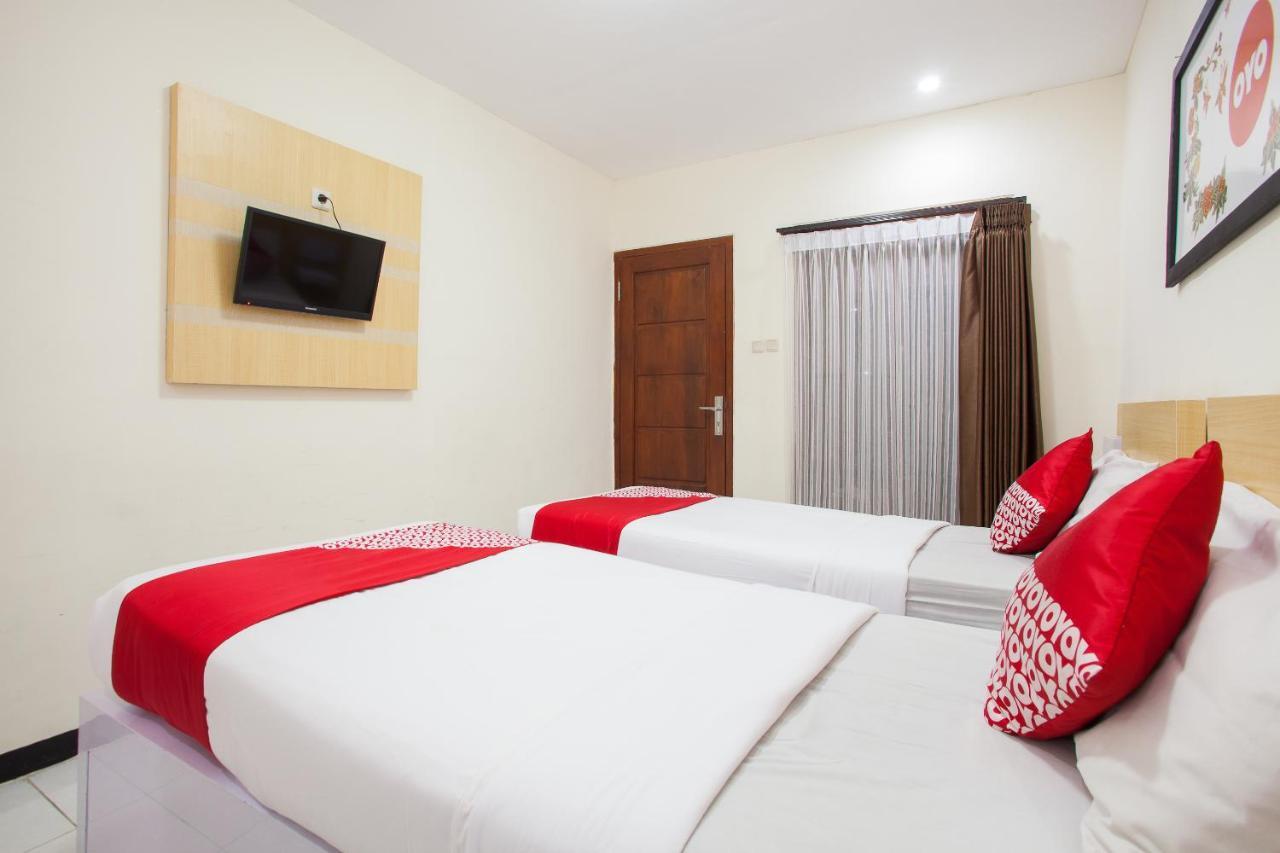 Bromo View Hotel Probolinggo Exterior photo