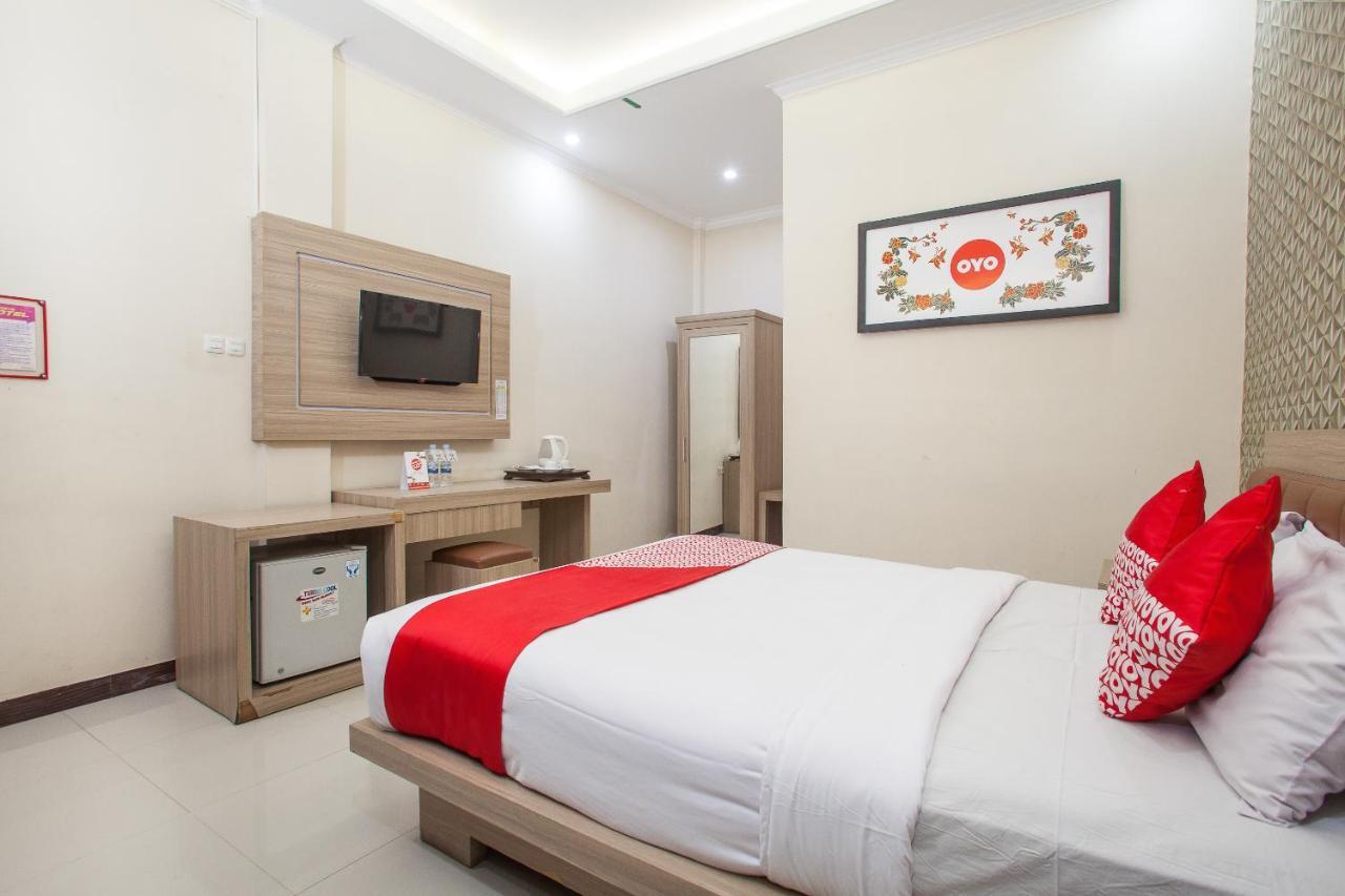 Bromo View Hotel Probolinggo Exterior photo
